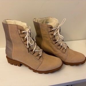 Sorel pink/cream ankle bootie.